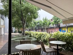 -VERIE BAKEHOUSE