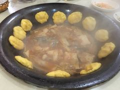 -三江鱼东北特色铁锅炖(骆驼店)