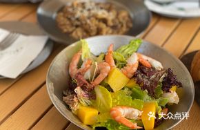 Kaita Mango South American Shrimp with Ice Flower Plum Juice Salad