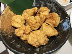 一哥自制鲜鱼腐-一哥澳门豆捞 · 十七年经典澳门火锅(四季天地店)