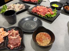 -啊美丽炭火烤肉(滑翔一店)