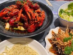 -肥肥虾庄·金牌油焖大虾(杨园滨江时代walk店)