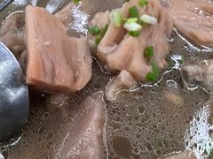 猪弯骨藕汤-小民大排档(光谷店)