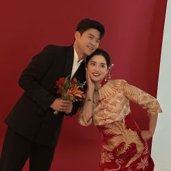 -雪中彩影婚纱摄影·微光艺术中心