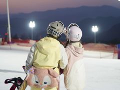 -鳌山滑雪度假区