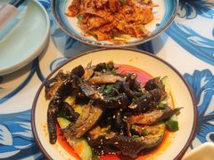 -川流不息·地道川菜·小龙虾(新松江路店)