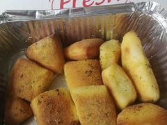 香蒜松软方方包-达美乐比萨(东建路店)