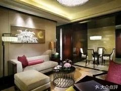 -成都保利公园皇冠假日酒店(熊猫基地店)