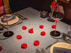 -弦月窗LUNETTE BY AMANDA(复兴路店)