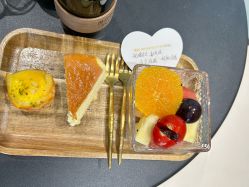 -乐派诗婚纱摄影