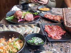 -啊美丽炭火烤肉(滑翔一店)