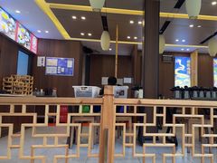 -桥香园云南过桥米线(红龙井店)