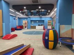 -美吉姆国际儿童发展中心(红谷滩绿地缤纷城中心)