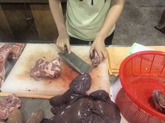 -标记美食新鲜猪杂(兴南大道店)