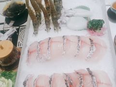 -红鼎豆捞·非遗鲍皇汤火锅(宝丰路店)