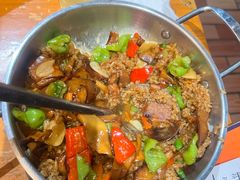 -老滇山寨•云南特色菜•地方菜•民族风情歌舞表演(金碧店)