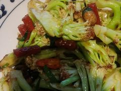 -那家老院子东北菜·饺子·小鸡炖蘑菇(艳华街店)