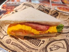 火腿厚蛋三明治-文通冰室(富力海珠城店)