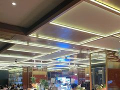 -大中华希尔顿酒店-念自助餐·嗨啤·小龙虾