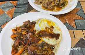 Beef and River Shrimp Dry Noodles