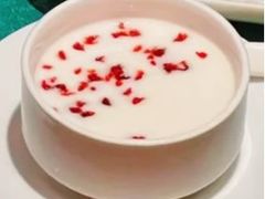 -龙凤荟·传统粤菜点心(新天地店)