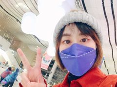 -冰纷万象滑冰场(沈阳万象城店)