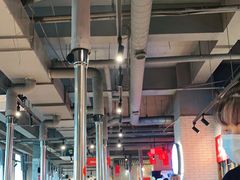 大堂-么肆烤肉·中式自助·烤肉大排档(街道口季佳PAI店)