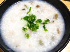 皮蛋瘦肉粥-玖鲜小笼(中山广场店)