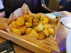 -临界音乐酒馆·小龙虾·江湖菜(华熙LIVE·鱼洞店)