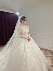 -艾朵婚纱