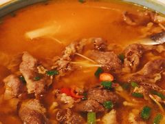 锅仔酸汤肥牛-巴依老爷新疆美食(工体旗舰店)