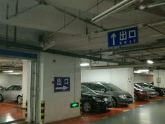 -苏宁电器广场·停车场