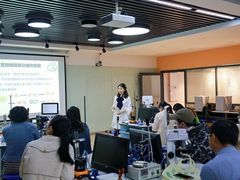 -上海市黄浦区教育学院附属中山学校