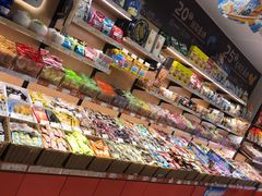 零售区-来伊份(双桂坊店)