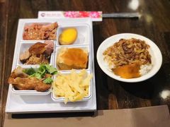 -胡须张鲁肉饭(美食文化馆店)