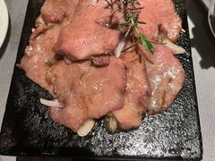 -左庭右院鲜牛肉火锅黑金店(陆家嘴中心店)