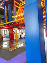 -动力星球家庭亲子游乐中心