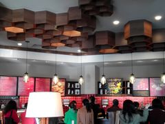 大堂-星巴克(无锡百联奥特莱斯店)