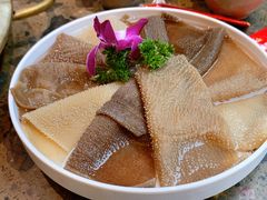 精品鲜毛肚-小龙坎火锅(全球总店)