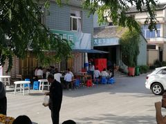 -大树下饭店(春晓镇慈岙社区卫生服务站南)