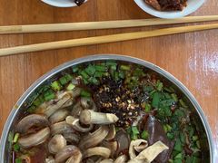 -遵义虾子张六羊肉粉(金码头店)