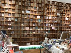-猫的天空之城概念书店(印象城购物中心店)