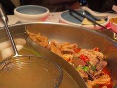 -左庭右院鲜牛肉火锅(金山万达店)