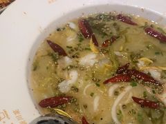 -渔语鱼酸菜鱼新川菜(来福士店)