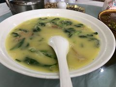 -魏四小鱼锅贴王