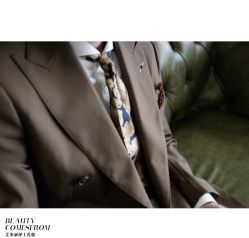 -艾米丽婚纱礼服