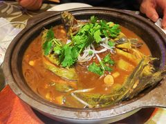 石锅烧嘎鱼-锦绣金山人家(友谊店)