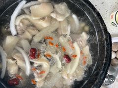 -墨脱石锅椰子鸡•海鲜糟粕醋(榆亚路店)