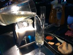 -简奥斯汀·赫本酒吧