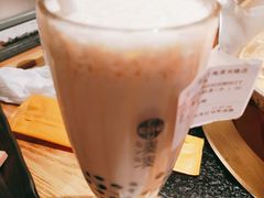 大红袍珍珠奶茶-湊湊火锅·茶憩(上海合生汇店)